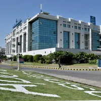 Apollo Hospital Ahmedabad-min